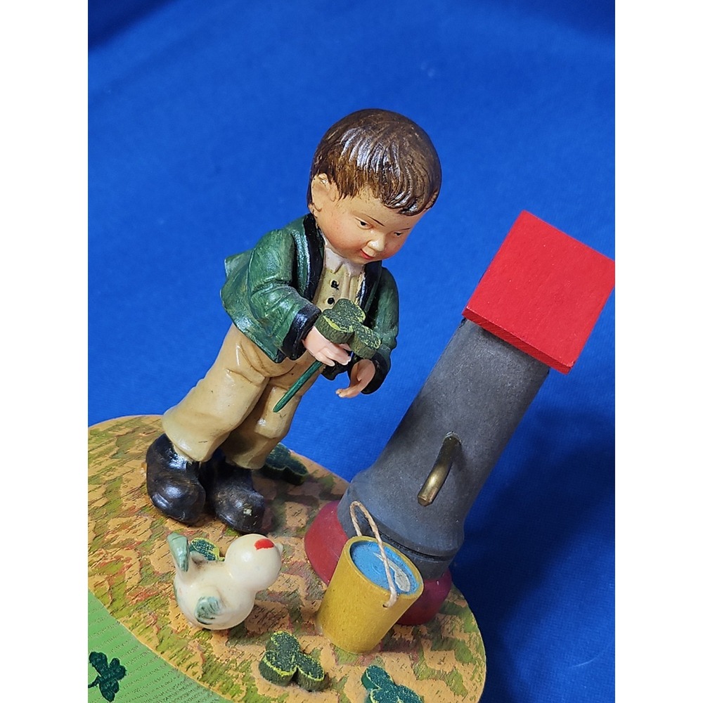 ANRI Irish Danny Boy Shamrock Music Box Wooden Hand Painted Italy Vintage